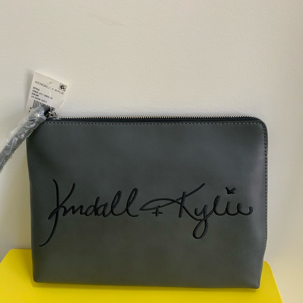 Kendall & Kylie Pouch